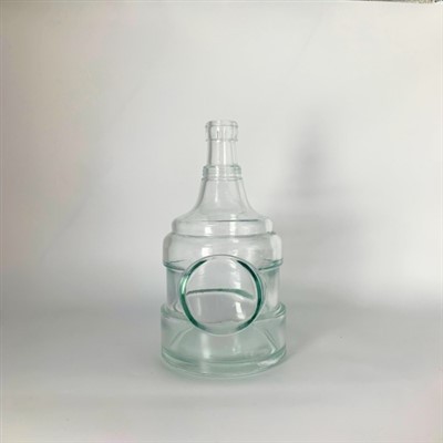 ڪسٽمائيز برانڊي شيشي جون بوتلون